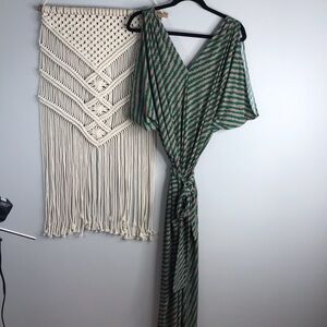 T Bags Los Angeles Belted Maxi Dress Large